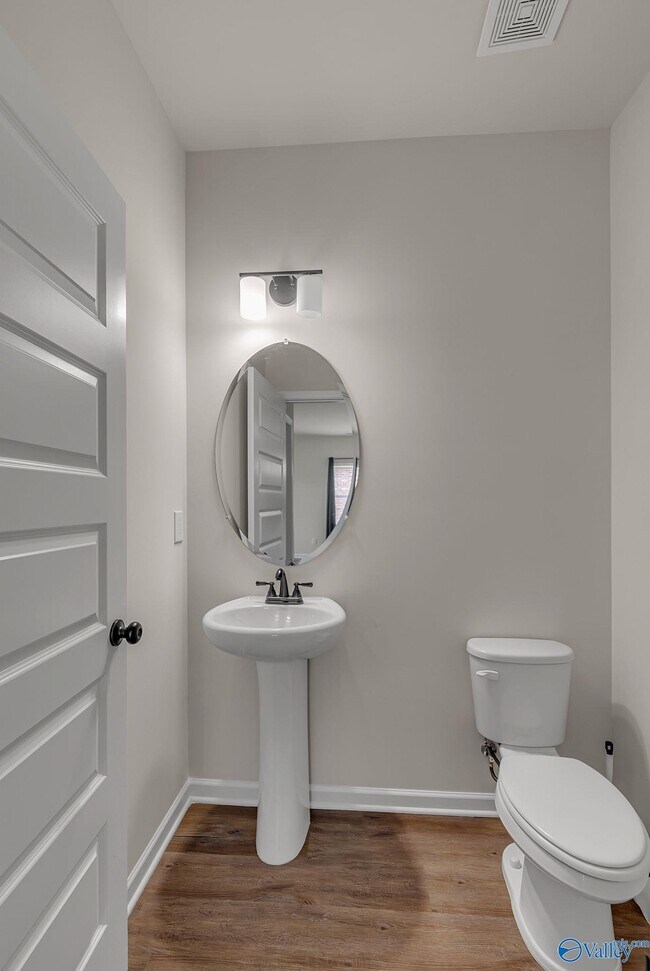 Building Photo - 29772 Logan Oaks Dr NW