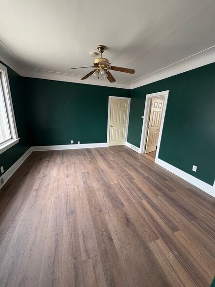 Building Photo - 3983 Talbot St