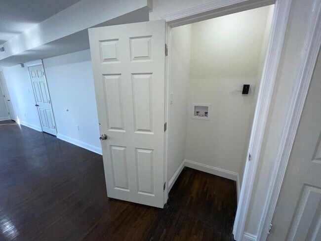 Building Photo - BRAND NEW 2 BEDROOM 1 BATH APARTMENT