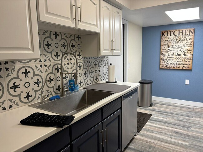 Building Photo - 309 Leisure World