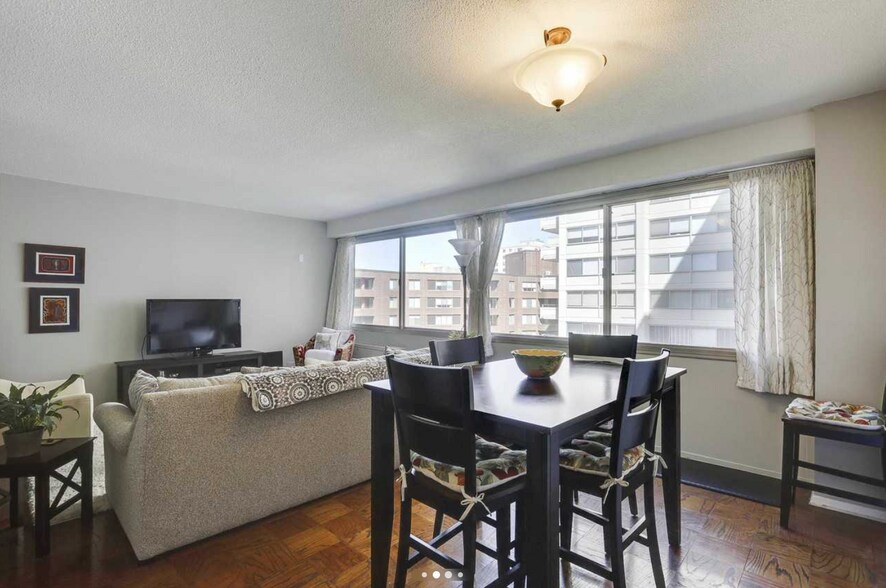 Dining & Living Room - 4515 Willard Ave