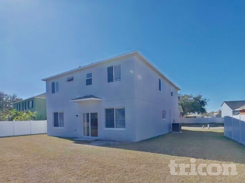 Building Photo - 12603 Longcrest Dr