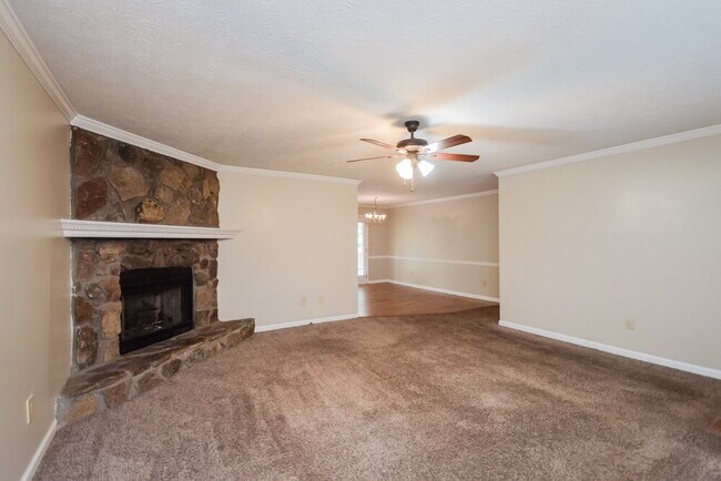 Building Photo - 15 Glenloch Point