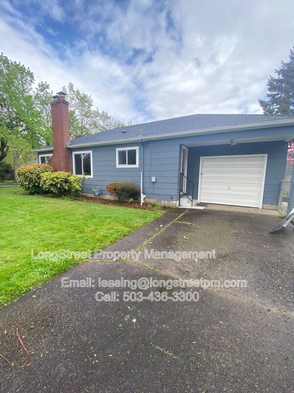 Building Photo - 390 23rd St SE