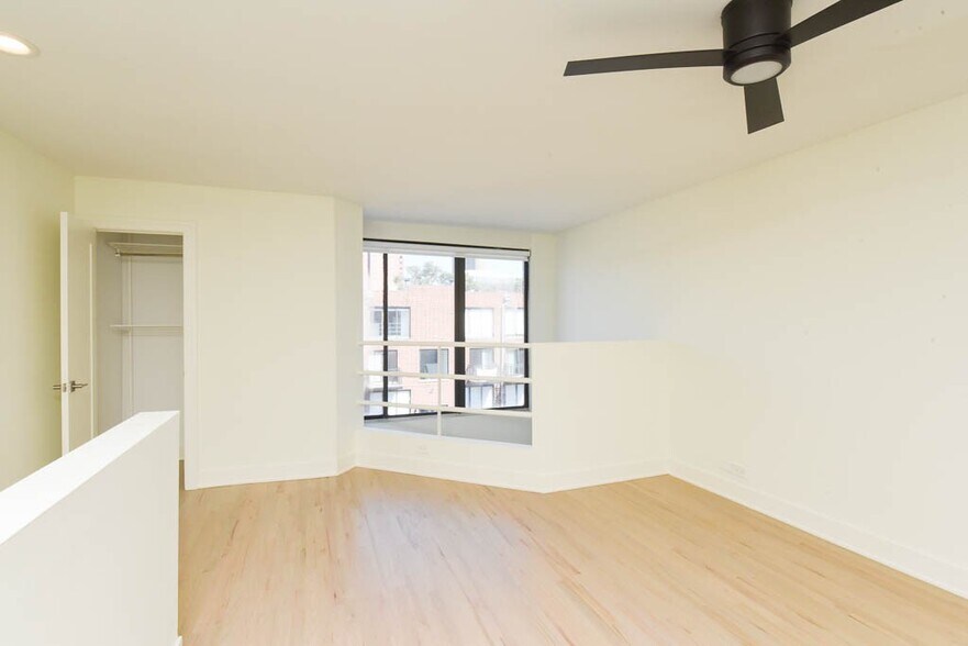 Building Photo - 853 W Grace St