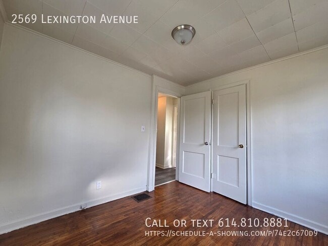 Building Photo - 2569 Lexington Ave