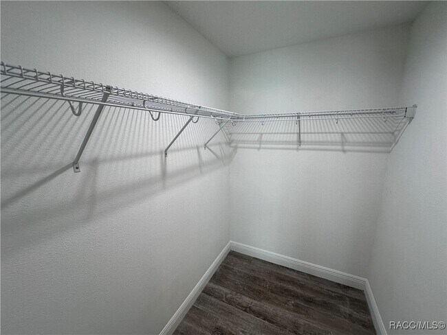 Building Photo - 8525 N Bolder Dr