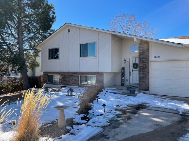 Primary Photo - 3735 Misty Meadows Dr