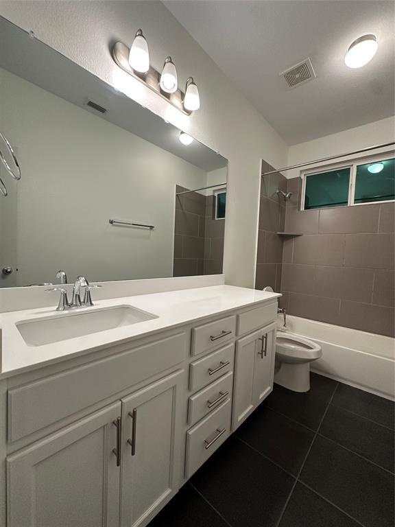 Building Photo - 7301 Oberon St