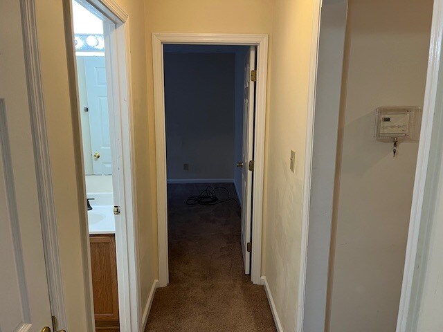 Building Photo - 1201 Martindale Dr