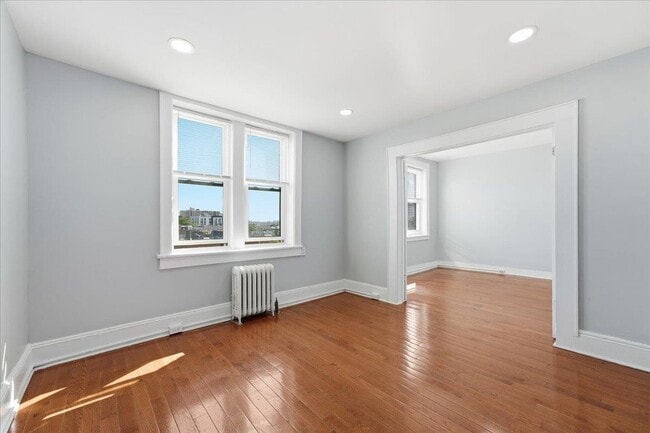 Building Photo - 61 65th St