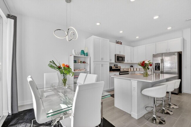 Building Photo - 4790 Navali Dr