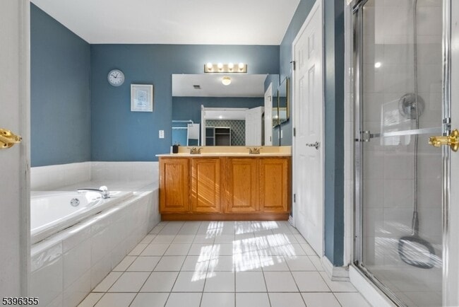 Building Photo - 72 River Birch Cir