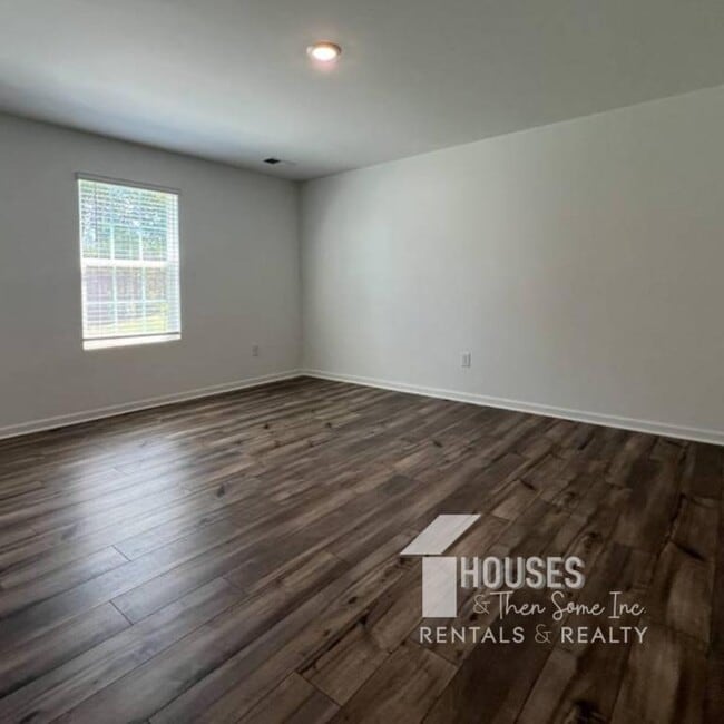 Building Photo - 716 Coromandel Dr