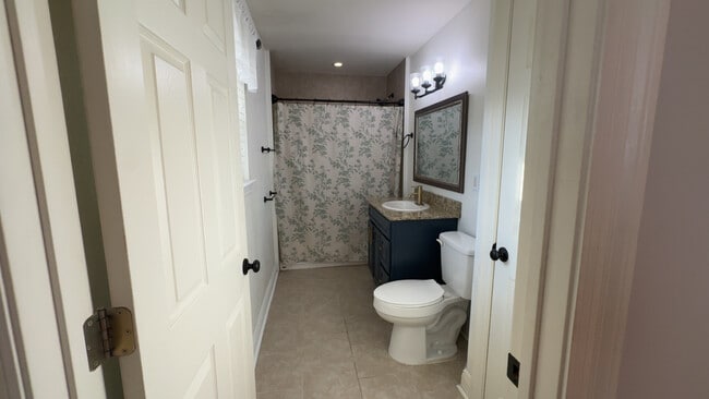 Building Photo - 9150 Nolen Dr