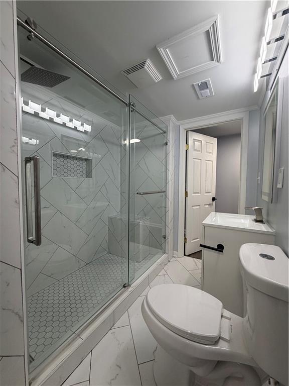 Building Photo - 3336 Camelot Dr NE