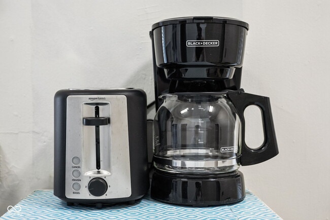 Building Photo - 784 Woodruff Pl E Dr