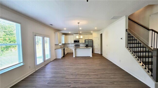 Building Photo - 7372 Rocklin Ln