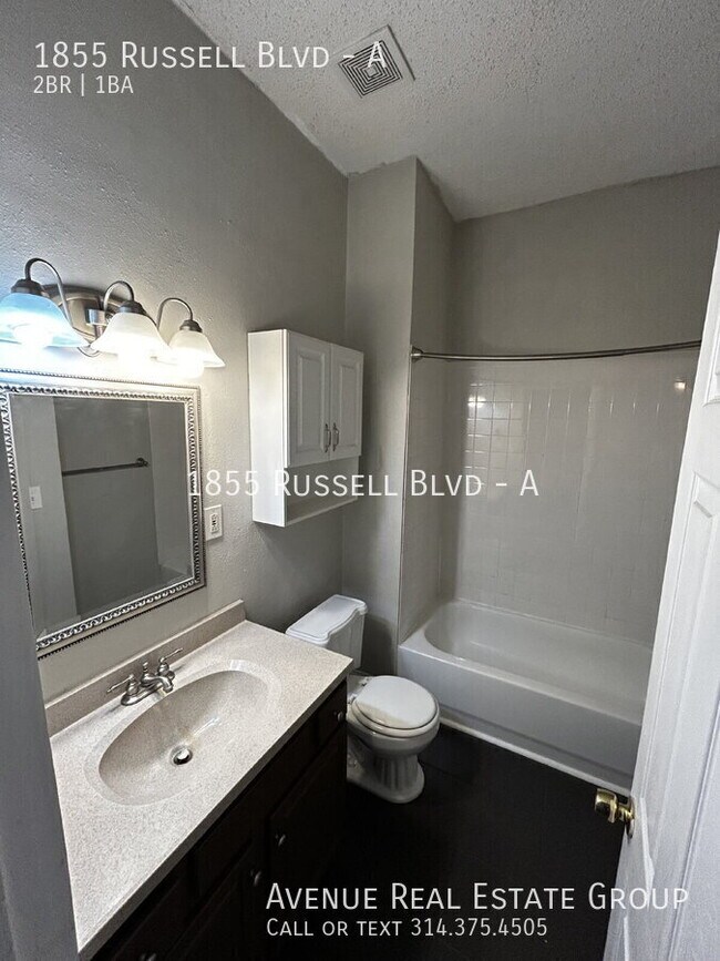 Building Photo - 1855 Russell Blvd