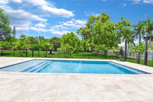 Building Photo - 18300 SW 48th St