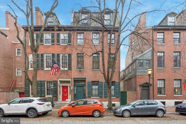 Building Photo - 916 Clinton St