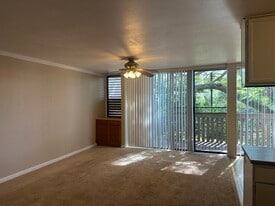 Building Photo - 84-707 Kiana Pl