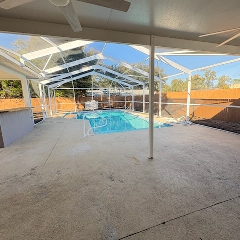 Building Photo - 733 Oleander Dr SE