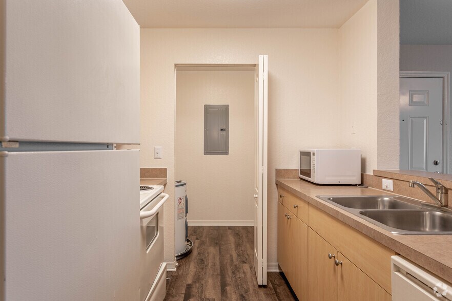 Valencia Gardens Apartments 637 S 5th Ave Wauchula FL 33873