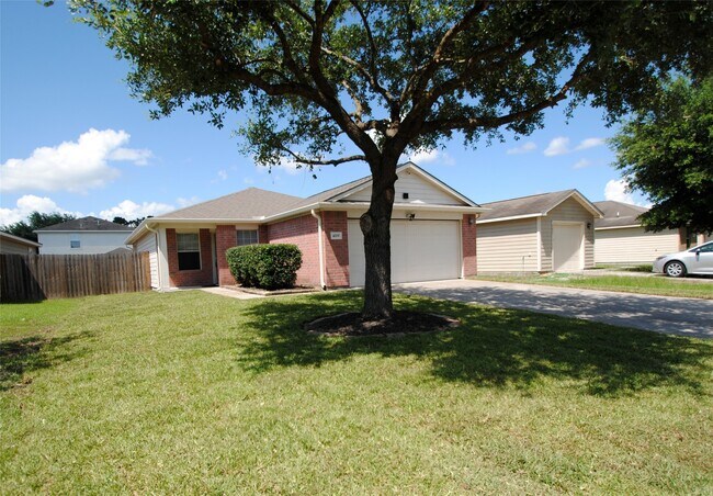 Building Photo - 4219 Medina River Loop
