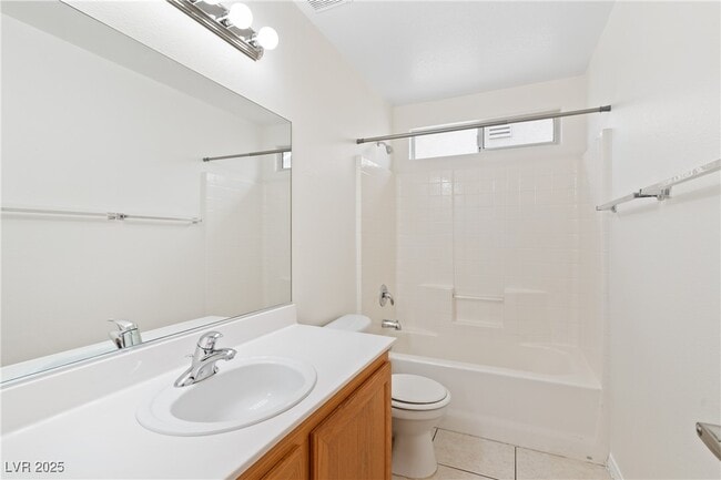 Building Photo - 7268 Vinca Rd