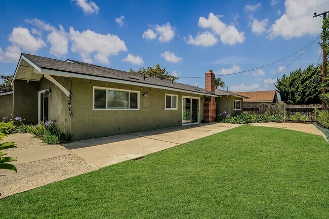 Building Photo - 2850 Tabago Pl