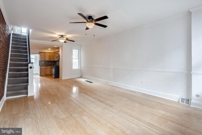 Building Photo - 2522 Kimball St