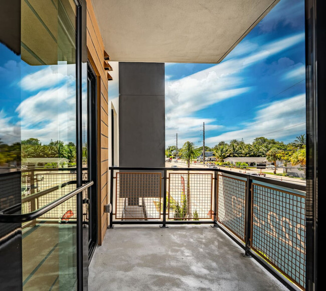 Building Photo - 2750 Griffin Rd