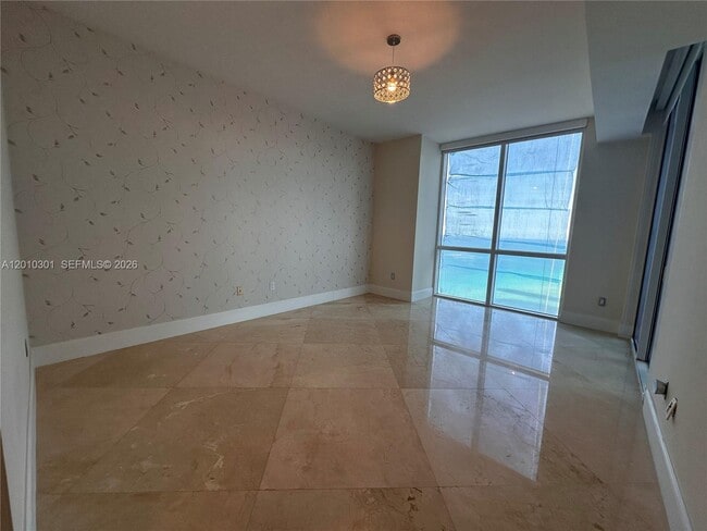 Building Photo - 18101 Collins Ave