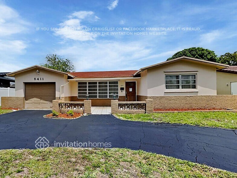 Primary Photo - 5411 McKinley St