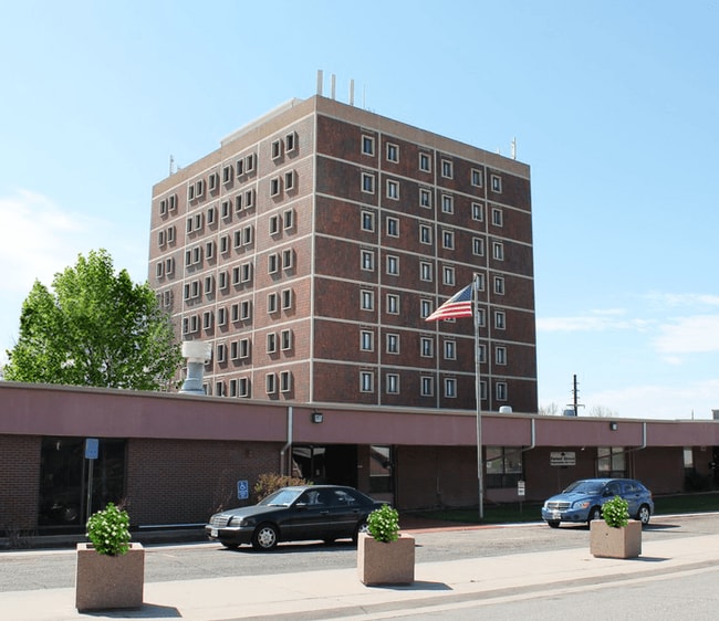 Building Photo - Liggins Tower