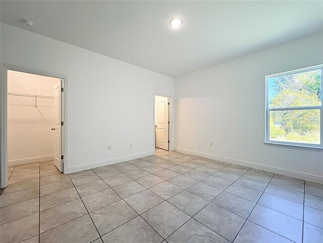 Building Photo - 500 Marion Oaks Blvd