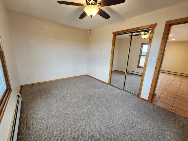 Building Photo - 502 Alicia St