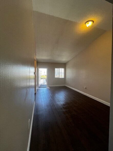 Living and Dining - 2651 SE 12th Rd