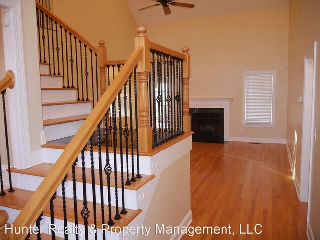 Building Photo - 5 br, 4 bath House - 3538 Burnely Drive