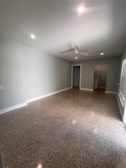 Building Photo - 40 82nd Ave