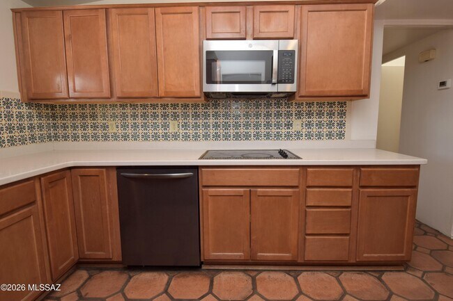 Building Photo - 6902 E Big Bear Dr