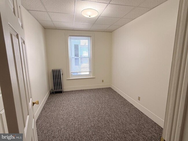 Building Photo - 49 S Fourth St