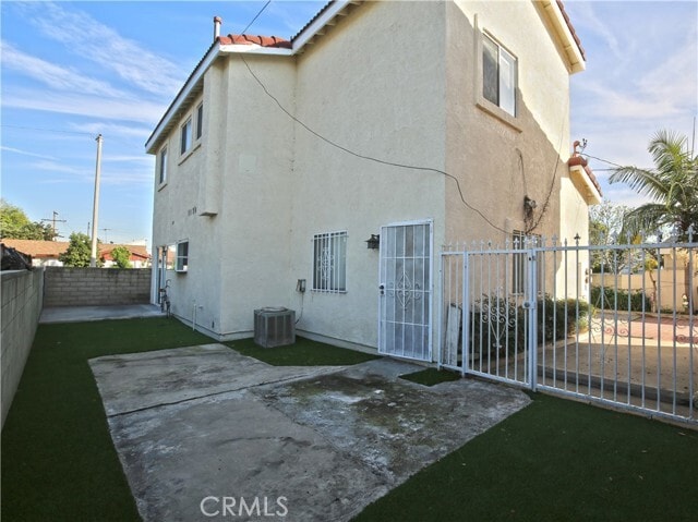 Building Photo - 3901 Velma Ave