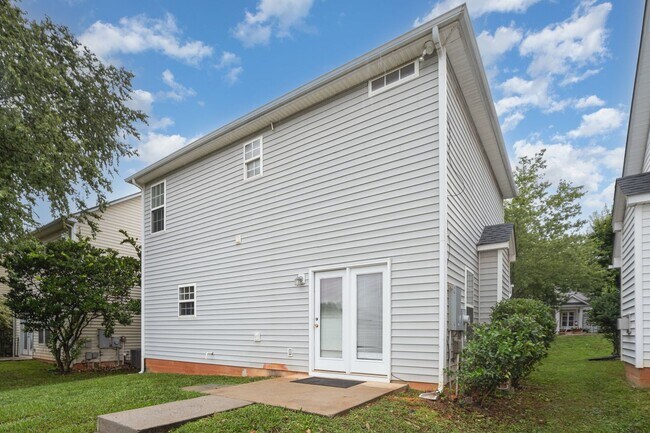 Building Photo - 9232 Ducati Ln