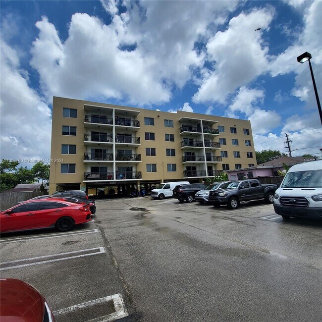 Primary Photo - 2647 NW 25th Ave