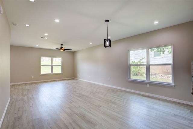 Building Photo - 5116 Bonnell Ave