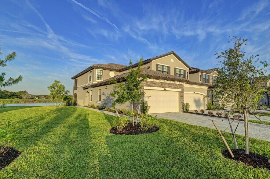 Primary Photo - 5934 Wake Forest Run