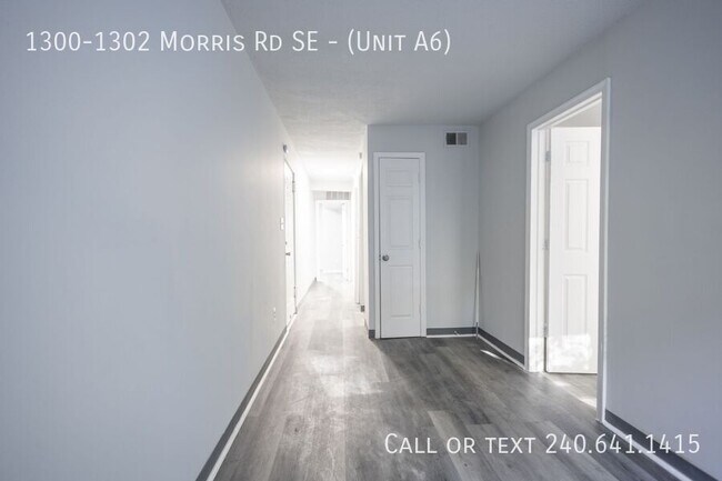 Building Photo - 1300-1302 Morris Rd SE-(Unit A6)