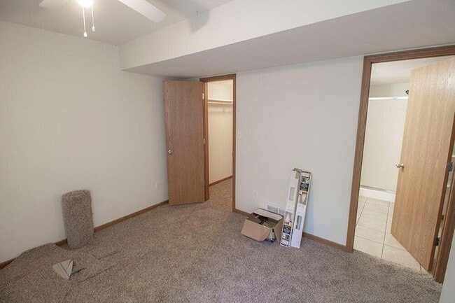 Building Photo - 1529 Bodie Dr